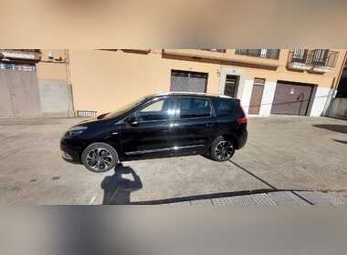 Renault - Grand Scenic
